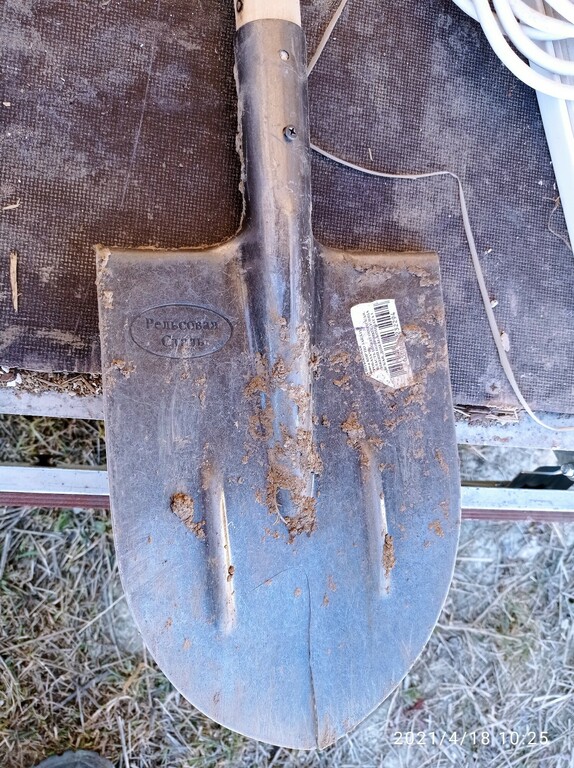 Лопата штыковая ЛКО (80968) рельсовая сталь с деревянным черенком 800 ...