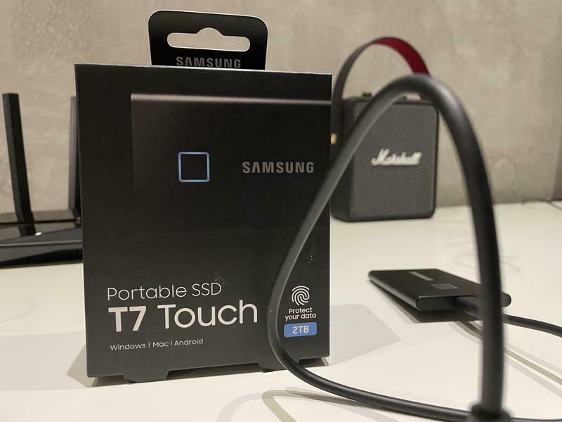 Samsung Portable SSD T7 Touch 2TB 本体 Amazon | SAMSUNG (サムスン) T7 2TB ポータブル SSD 最大1,050