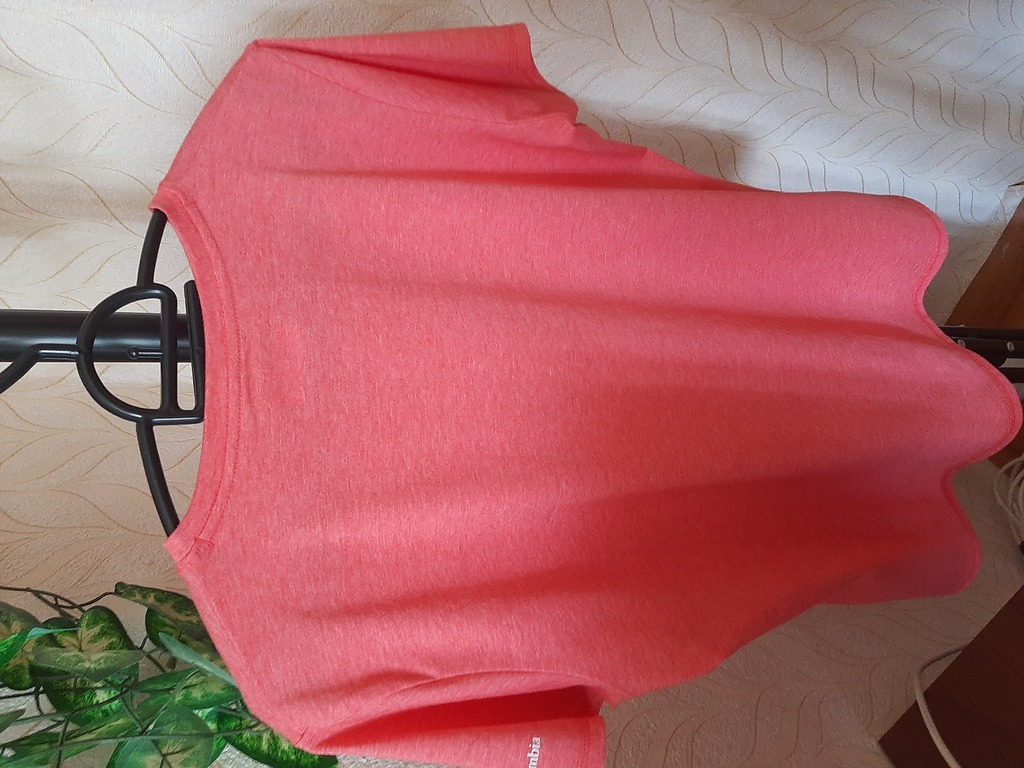 Футболка женская Columbia Sun Trek SS Graphic Tee, отзывы покупателей, фото 2