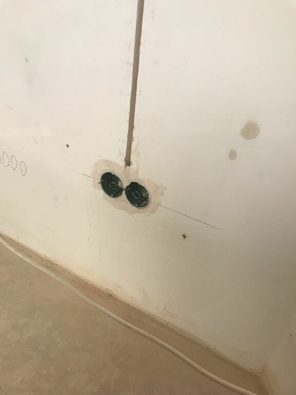 Коробка установочная Systeme Electric для бетона d68х45 мм IP30 ...