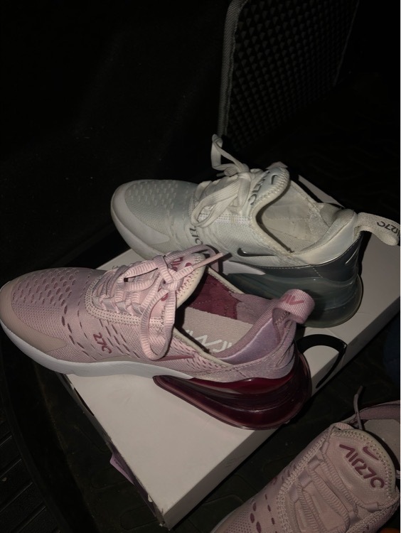 Кроссовки женские Nike W Air Max 270, отзывы покупателей, фото 3