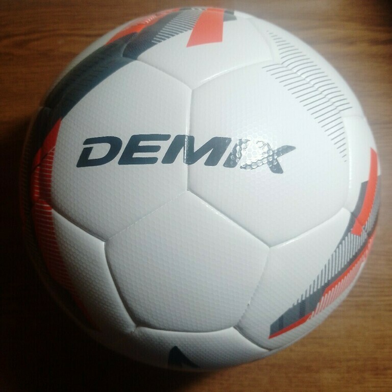 Мяч футбольный Demix Hybrid FIFA Quality, отзывы покупателей, фото 4