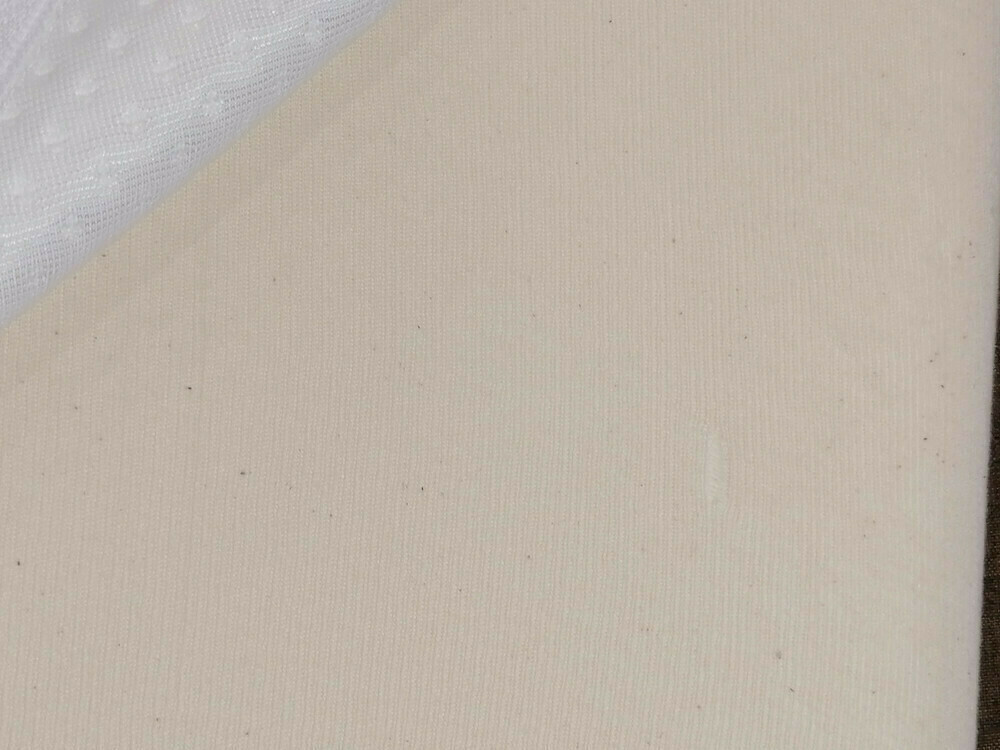 https://media.apltcdn.com/media_files/6557/f874/9fd0/5a00/0146/0417/large.jpg?1700264051