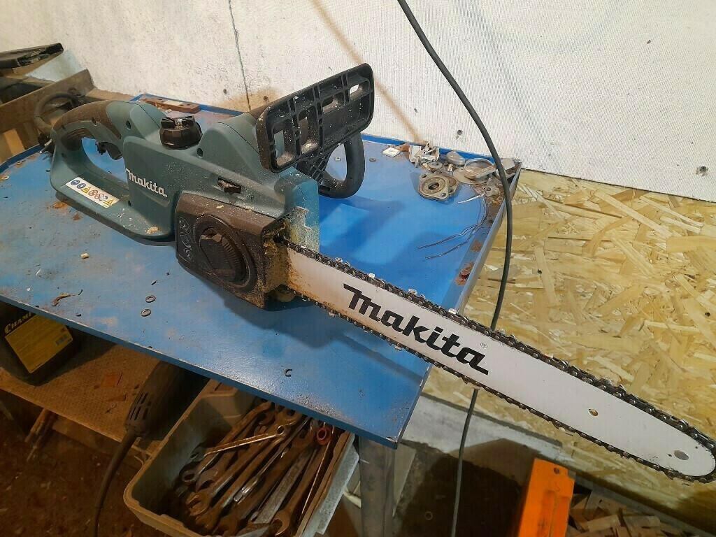 Пила цепная электрическая Makita UC4041A 1800 Вт 16" шаг 3/8" паз 1,3 ...
