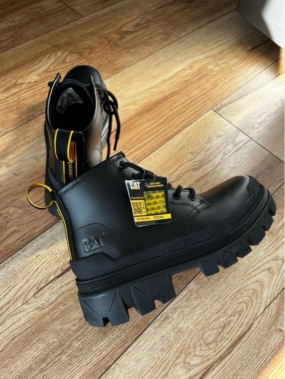 Ботинки женские Caterpillar Hardwear Mid, отзывы покупателей, фото 1