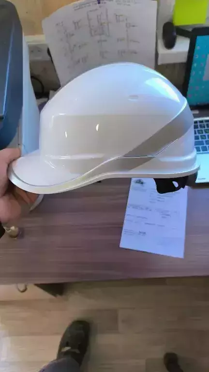Каска защитная Delta Plus Baseball Diamond V Up белая (DIAM5UPBCFLBS ...
