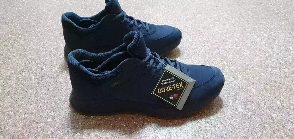 ECCO EXOSTRIDE M