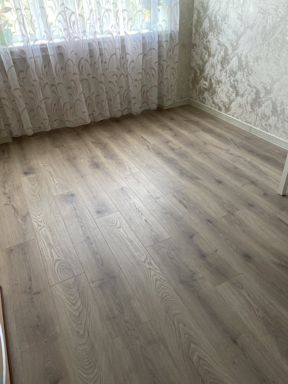 Ламинат 33 класс Ultradecor Expert Choice дуб хейбридж 1,48 кв.м 12 мм ...