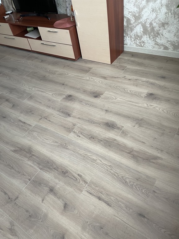 Ламинат 33 класс Ultradecor Expert Choice дуб хейбридж 1,48 кв.м 12 мм ...