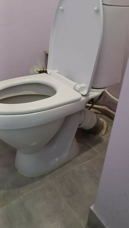 Унитаз-компакт Mito Grey с косым выпуском с сиденьем полипропилен белый ...
