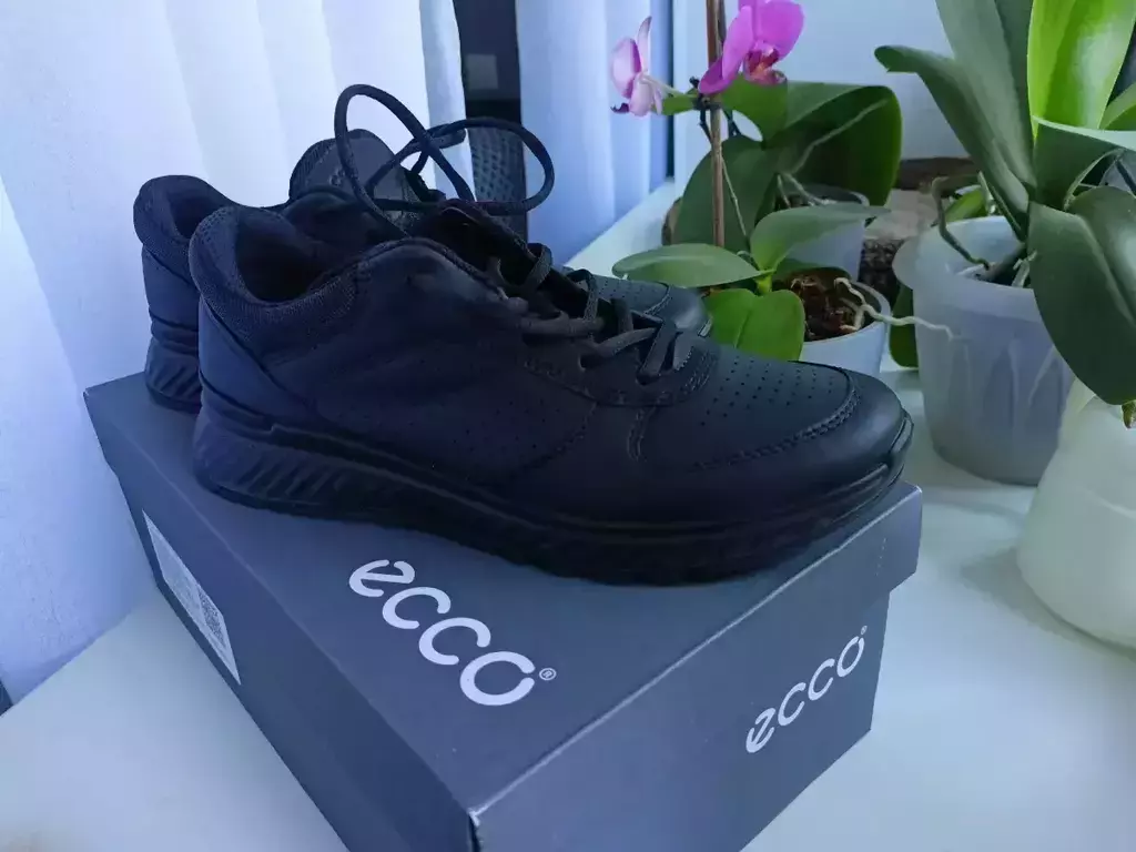 ECCO EXOSTRIDE W