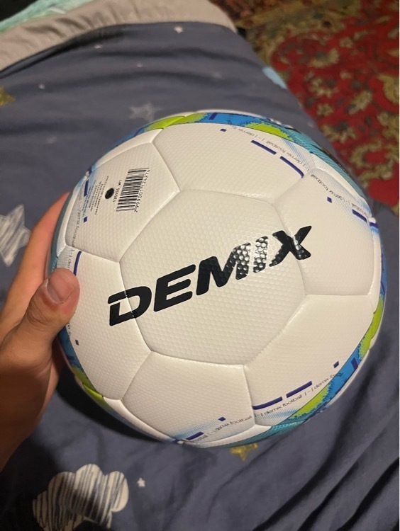Мяч Demix футбольный DF700, отзывы покупателей, фото 3