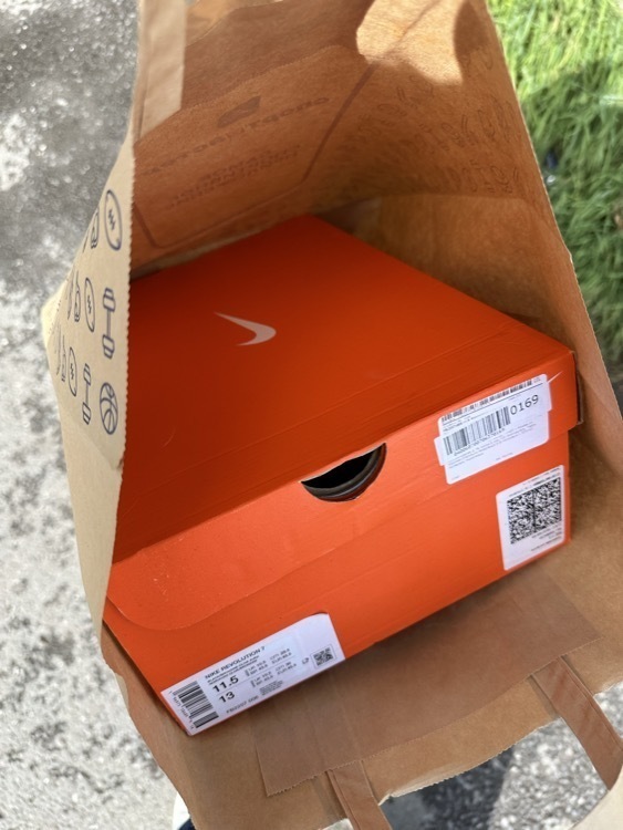 Кроссовки мужские Nike Revolution 7, отзывы покупателей, фото 1