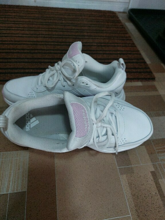 Кроссовки женские adidas Strutter, отзывы покупателей, фото 3