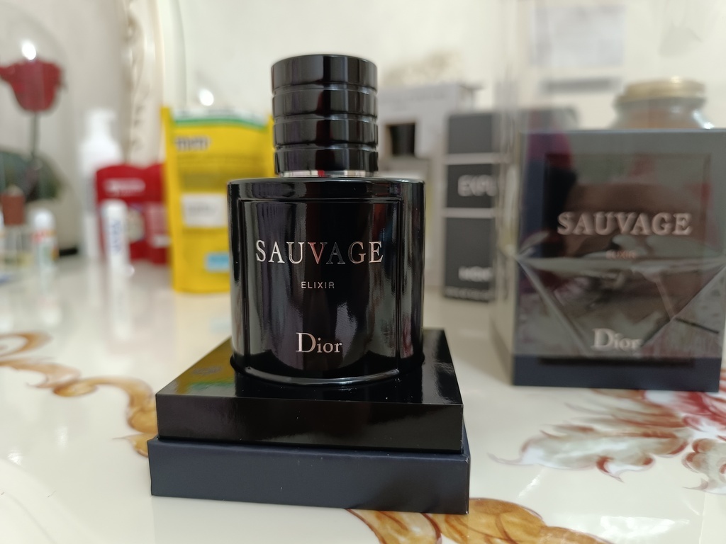 Dior SAUVAGE ELIXIR 100ml 【公式通販】