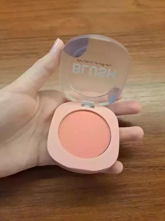 Vivienne Sabo MACARON Blush - Mattes Rouge In Cool Pink | 4,1 G | Natürlicher Look & Seidige Textur