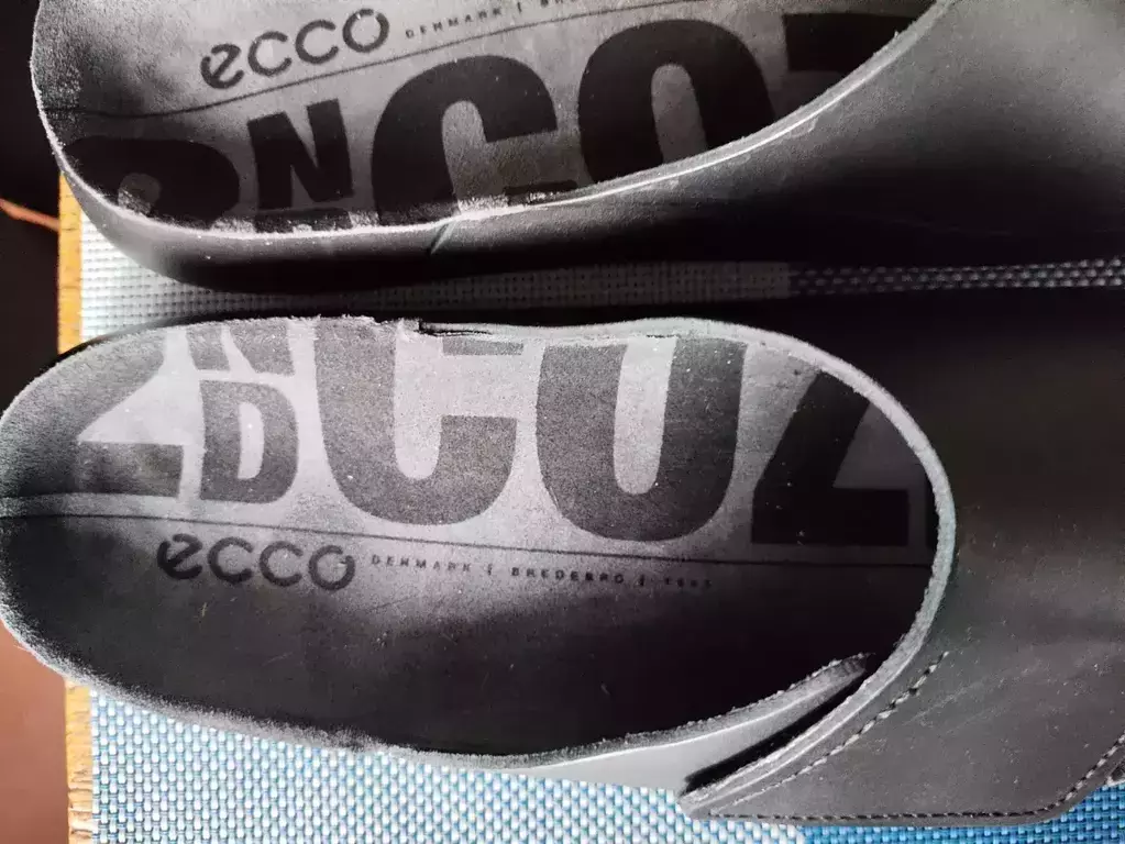 ECCO COZMO W ECCO COZMO W