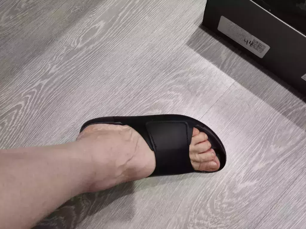 ECCO COZMO W ECCO COZMO W
