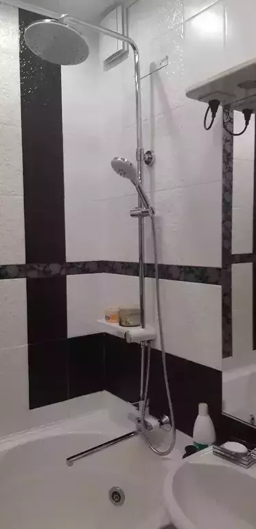 https://media.apltcdn.com/media_files/67d7/d120/6ed4/f300/010d/cf37/large.webp?1742197023