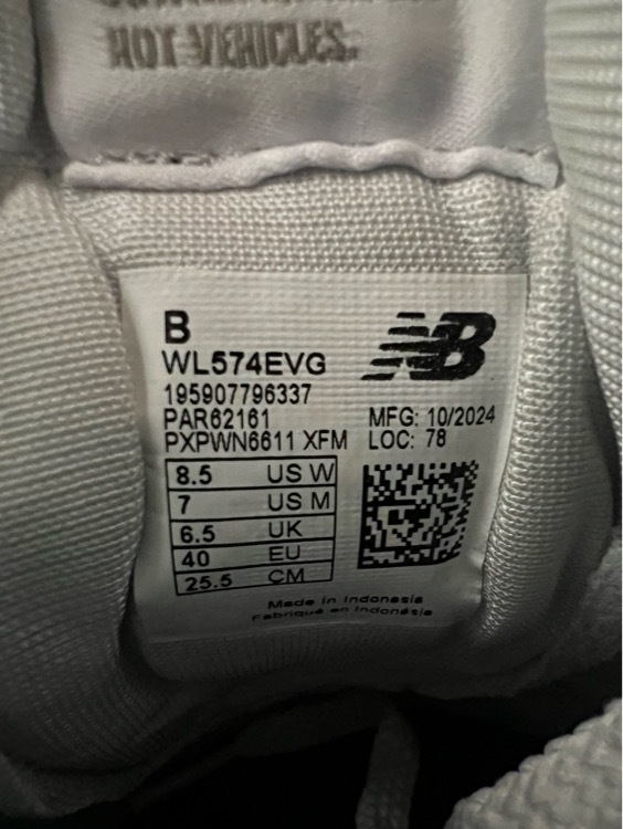 Кроссовки женские New Balance 574 Classic, отзывы покупателей, фото 2