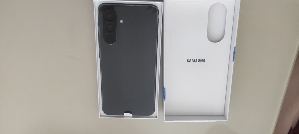 Samsung Galaxy A56 5G グレー　本体 Samsung Galaxy A56 5G - Gray - Leaders Center