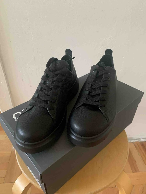 ECCO NOUVELLE