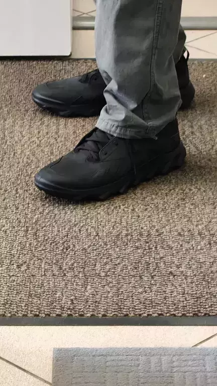 ECCO MX M