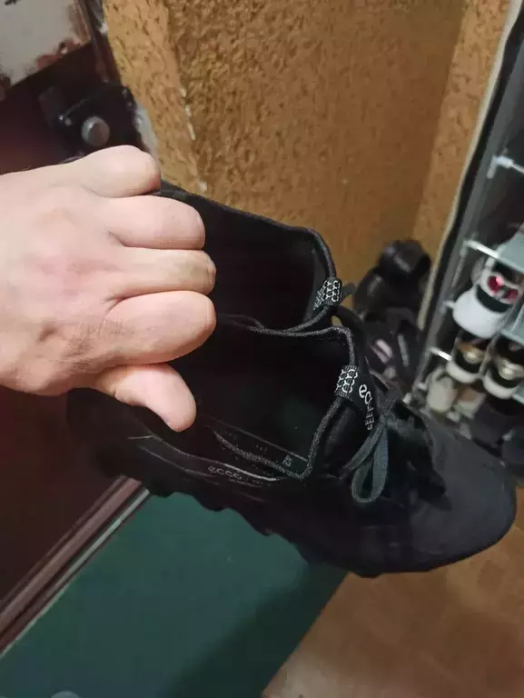 ECCO MX M