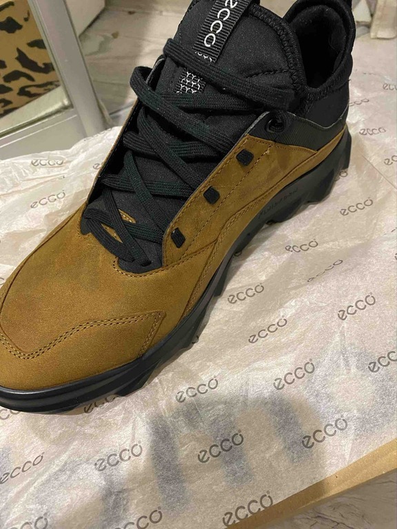 ECCO MX M