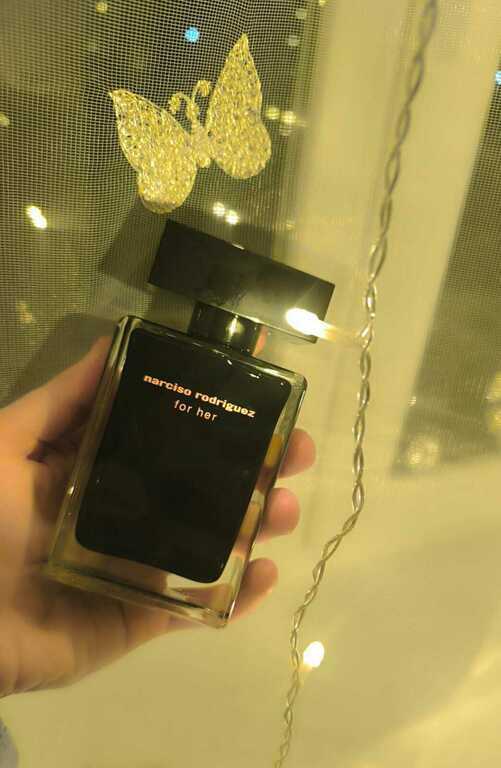 narciso rodriguez for her 100ml ミニポーチ付き Narciso Rodriguez For Her Eau de Toilette 100 мл Туалетная вода