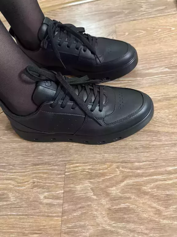 ECCO STREET 720 W ECCO STREET 720 W