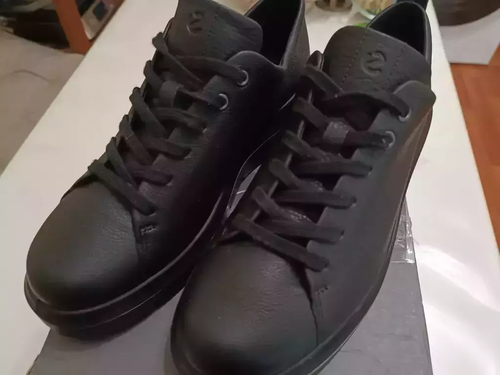 ECCO NOUVELLE