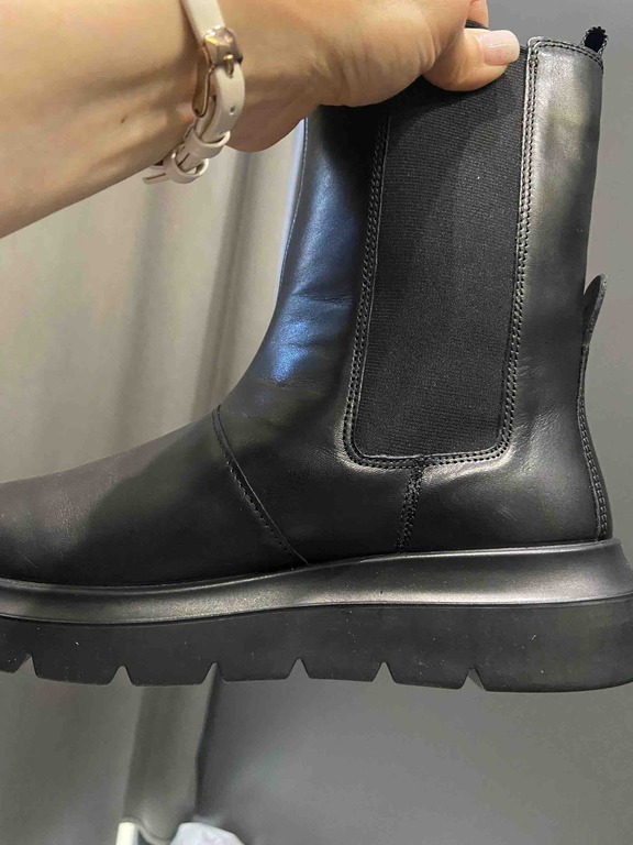 ECCO NOUVELLE