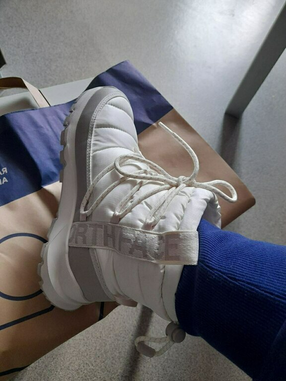 Ботинки утепленные женские The North Face Thermoball Lace Up Wp, отзывы покупателей, фото 2