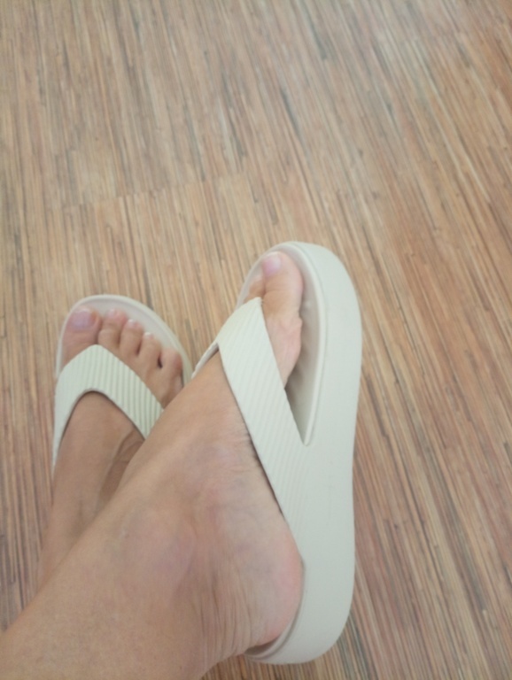Шлепанцы женские Crocs Getaway Groove, отзывы покупателей, фото 1