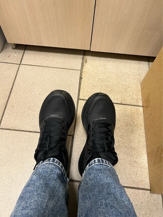 Кроссовки женские Adidas Runblaze, отзывы покупателей, фото 1