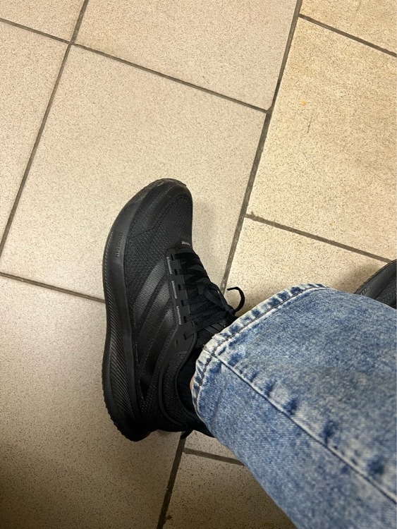 Кроссовки женские Adidas Runblaze, отзывы покупателей, фото 3