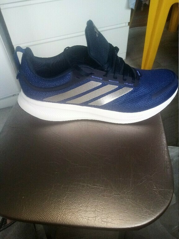 Кроссовки мужские Adidas Runblaze, отзывы покупателей, фото 2