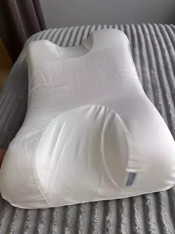 https://media.apltcdn.com/media_files/68a7/e382/9fd0/5a00/0127/c155/large.jpeg?1755833216