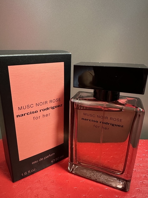 Narciso Rodriguez For Her Musc Noir Rose Eau de Parfum 50 мл