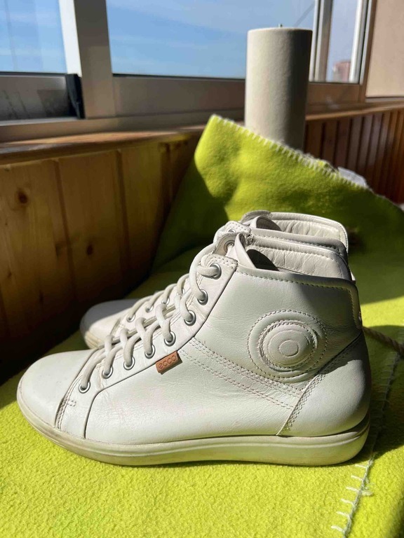 ECCO SOFT 7 W