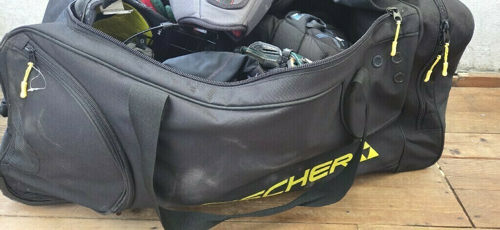 Баул хоккейный с колесами детский Fischer Player Bag 36", отзывы покупателей, фото 1