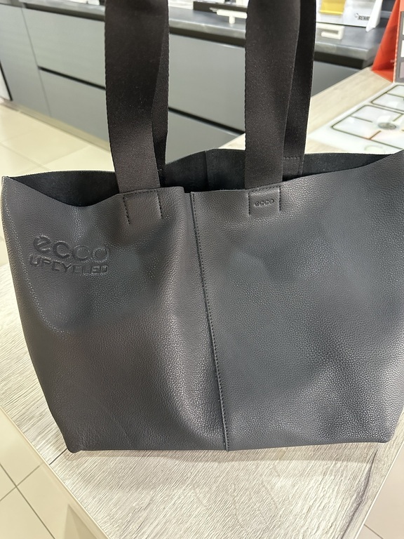 ECCO Upcycled East West