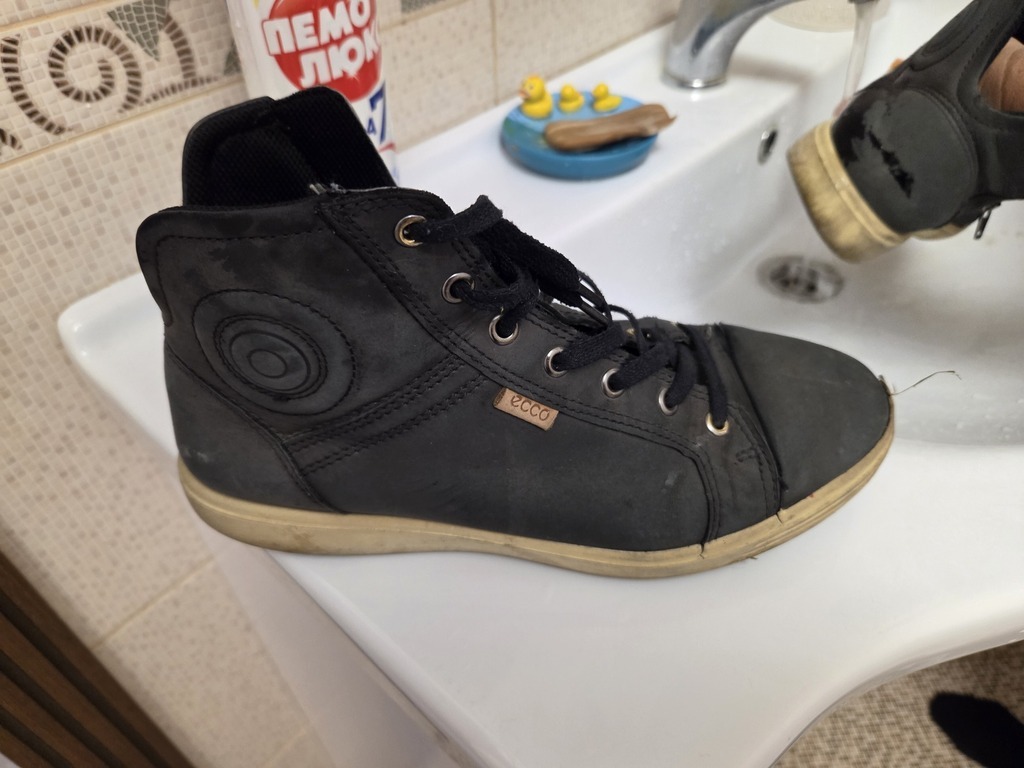 ECCO SOFT 7 W