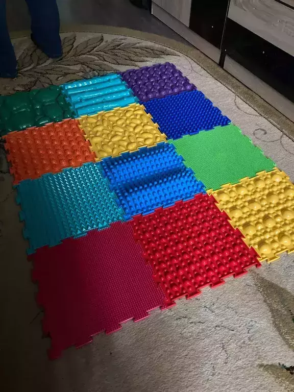 https://media.apltcdn.com/media_files/68d5/5cb1/d89d/ff00/0130/bf4c/large.jpeg?1758813359