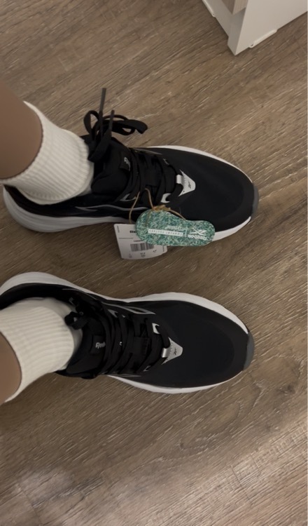 Кроссовки женские Reebok Verse, отзывы покупателей, фото 2