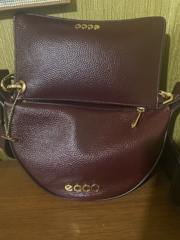 ECCO Wristlet