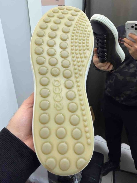 ECCO SOFT 7 M