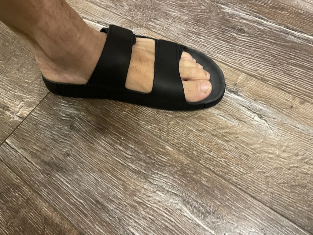 ECCO COZMO M