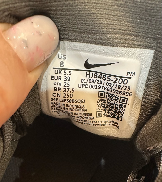 Кроссовки женские Nike Revolution 8, отзывы покупателей, фото 1